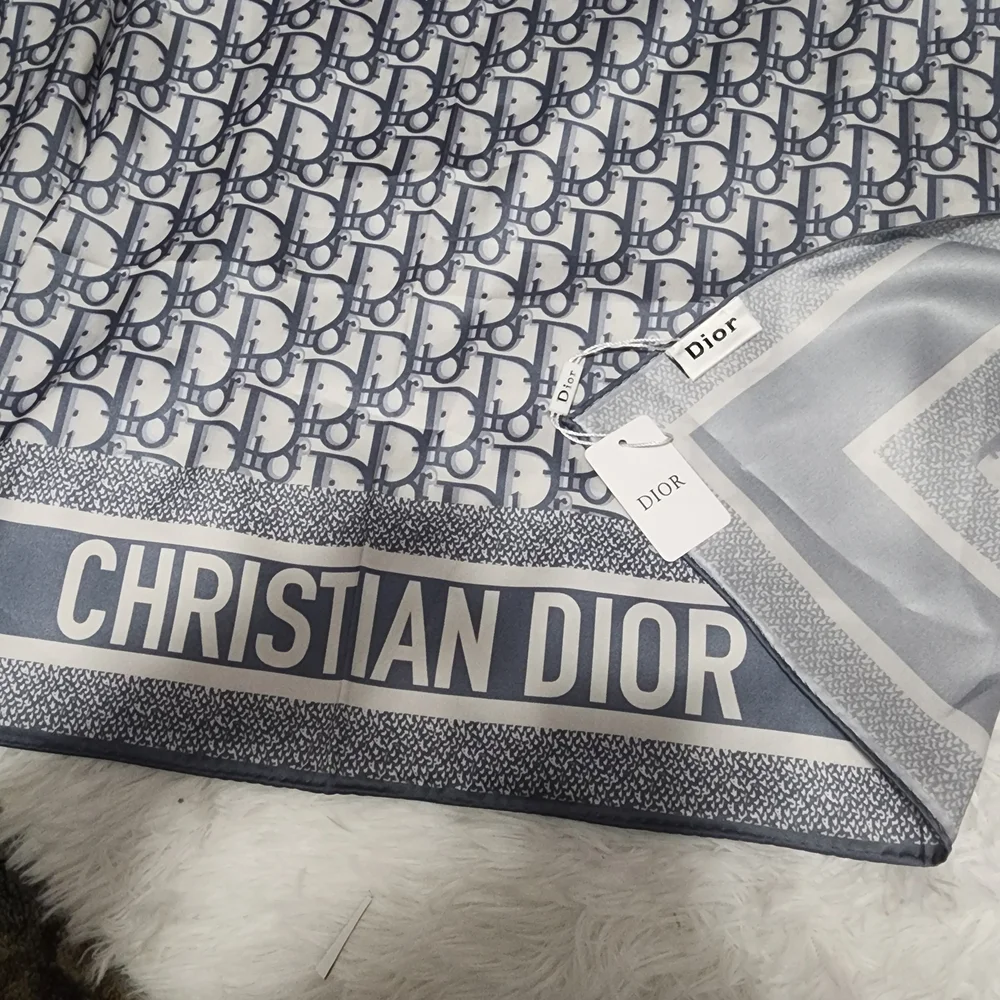 Dior elegant 100%